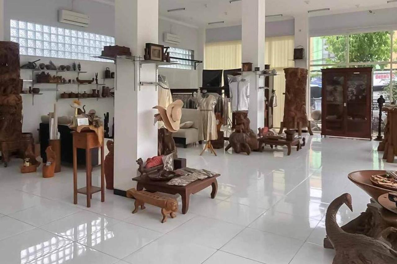 Hotel Malang Hill Syariah Redpartner Esterno foto