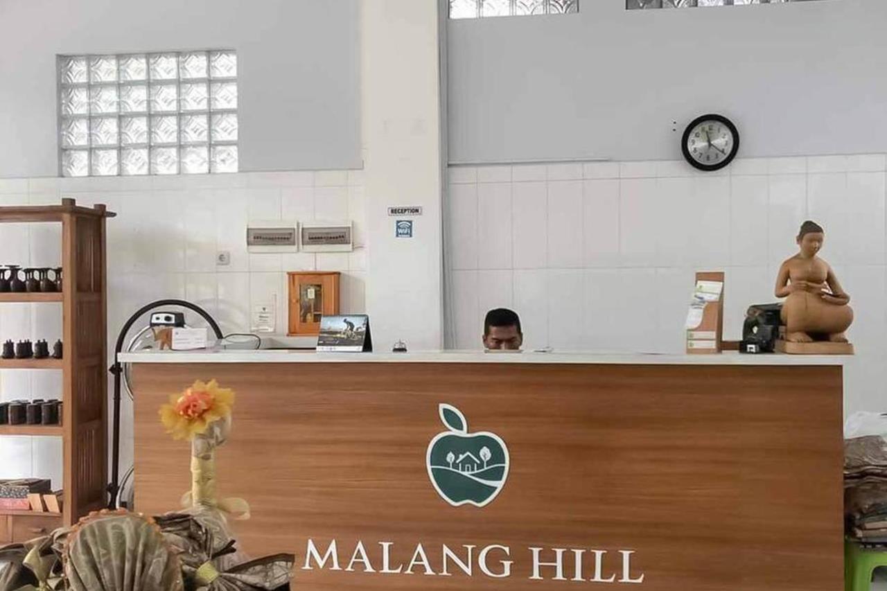 Hotel Malang Hill Syariah Redpartner Esterno foto